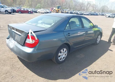 2002 Toyota Camry Le from USA, damaged, VIN 4T1BE32K92U581337